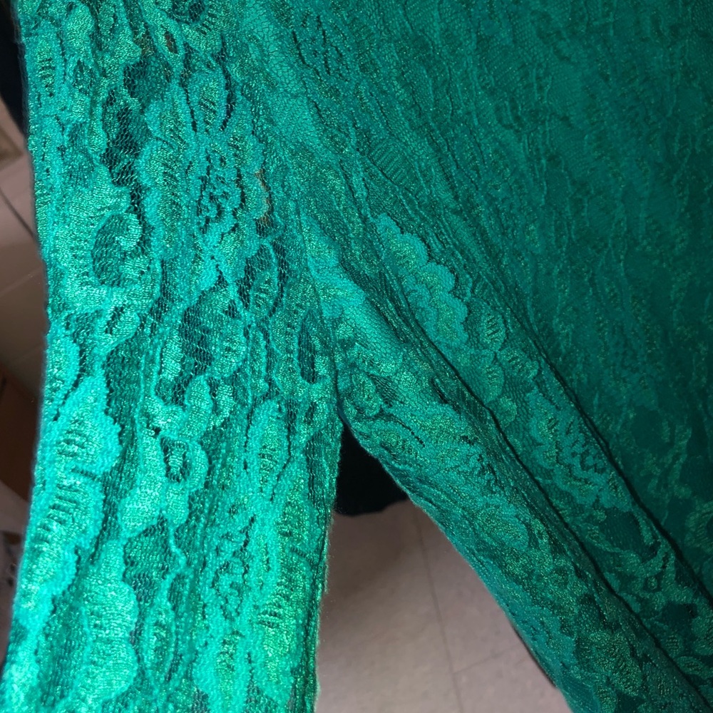 LACE BLOUSE - Picture 2 of 3